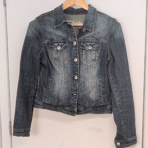 SMART SET DENIM JACKET SIZE MEDIUM
